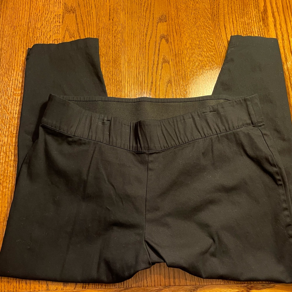 OLD NAVY 24X LONG BLACK FLAT FRONT KHAKI PANTS.